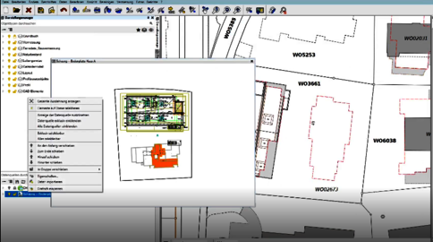 Eine GIS-Software-Oberfläche zeigt eine Kartenausschnitt mit Grundstücken und Gebäuden. Links eine Layer-Liste, oben Symbolleisten. In einem Fenster erscheint eine kleine Plandarstellung mit grünen und orangen Flächen.