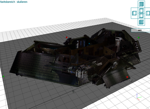 Modèle 3D d’un bâtiment en ruine, avec poutres et toitures entremêlées, affiché sur une grille dans un logiciel de modélisation.