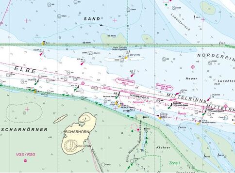 Nautischer Kartenabschnitt der Elbe-Mittelrinne: Wasserflächen, Sandbänke, Tiefenlinien und Navigationssymbole. Zeigt Elbe-Rinne und Mittellinne, Inseln wie Scharhörn sowie markierte Routen und Leuchtfeuer entlang der Wasserwege.