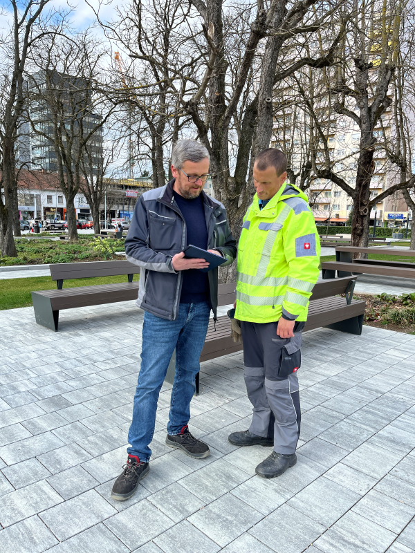 Die Mitarbeiter im Wirtschaftshof der Stadtgemeinde Oberwart schätzen das Informationssystem rmDATA Smart Infra mit der mobilen Aufgabenverwaltung.