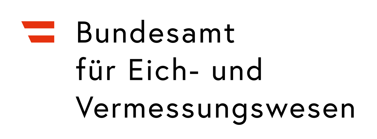 Rotes Hamburger-Menü-Symbol mit drei horizontalen Balken in der oberen linken Ecke vor schwarzem Hintergrund.